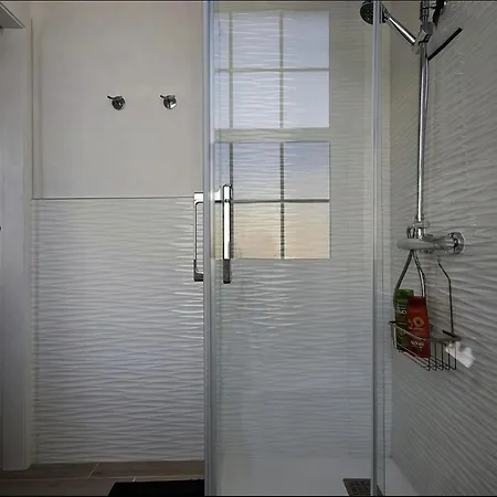 Atico Auditorio Centro 아파트 라오로타바