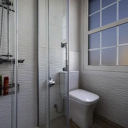 Atico Auditorio Centro * 라오로타바